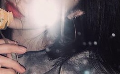 变性高中老师戴巨胸教课被喷